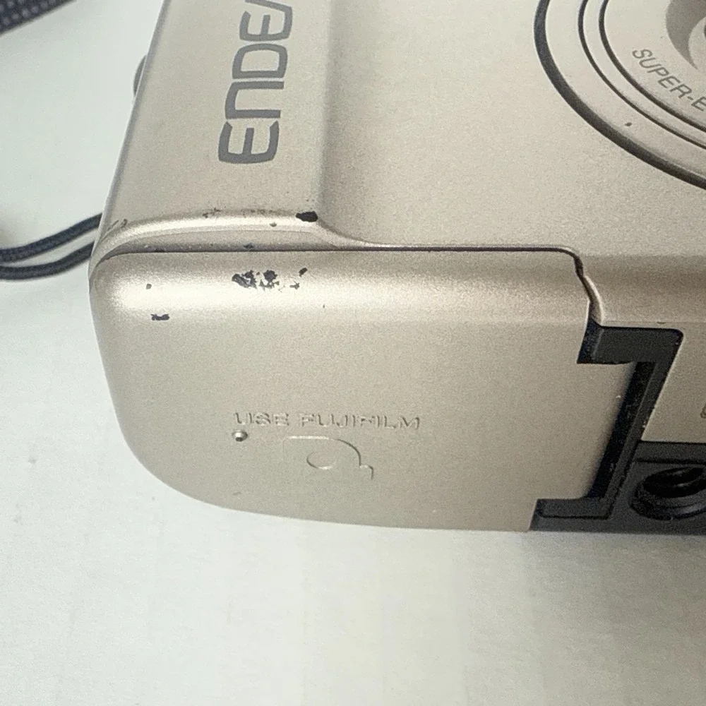 FUJIFILM Endeavor 250ix ZOOM 25-55mm Film Camera with case Not tested